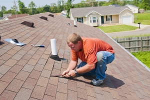 Detroit Area Roofing Contractor On Roof Repairs